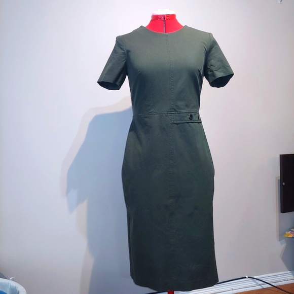 Banana Republic Stretch Short-sleeve Sheath Dress - Picture 1 of 8